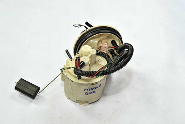 ford cıkma yedek mondeo 2 benzinli şamandıra